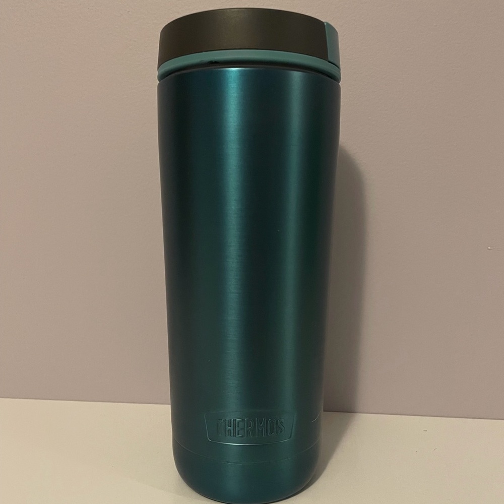 Thermos Stainless Steel 18oz Travel Tumbler Metallic Blue